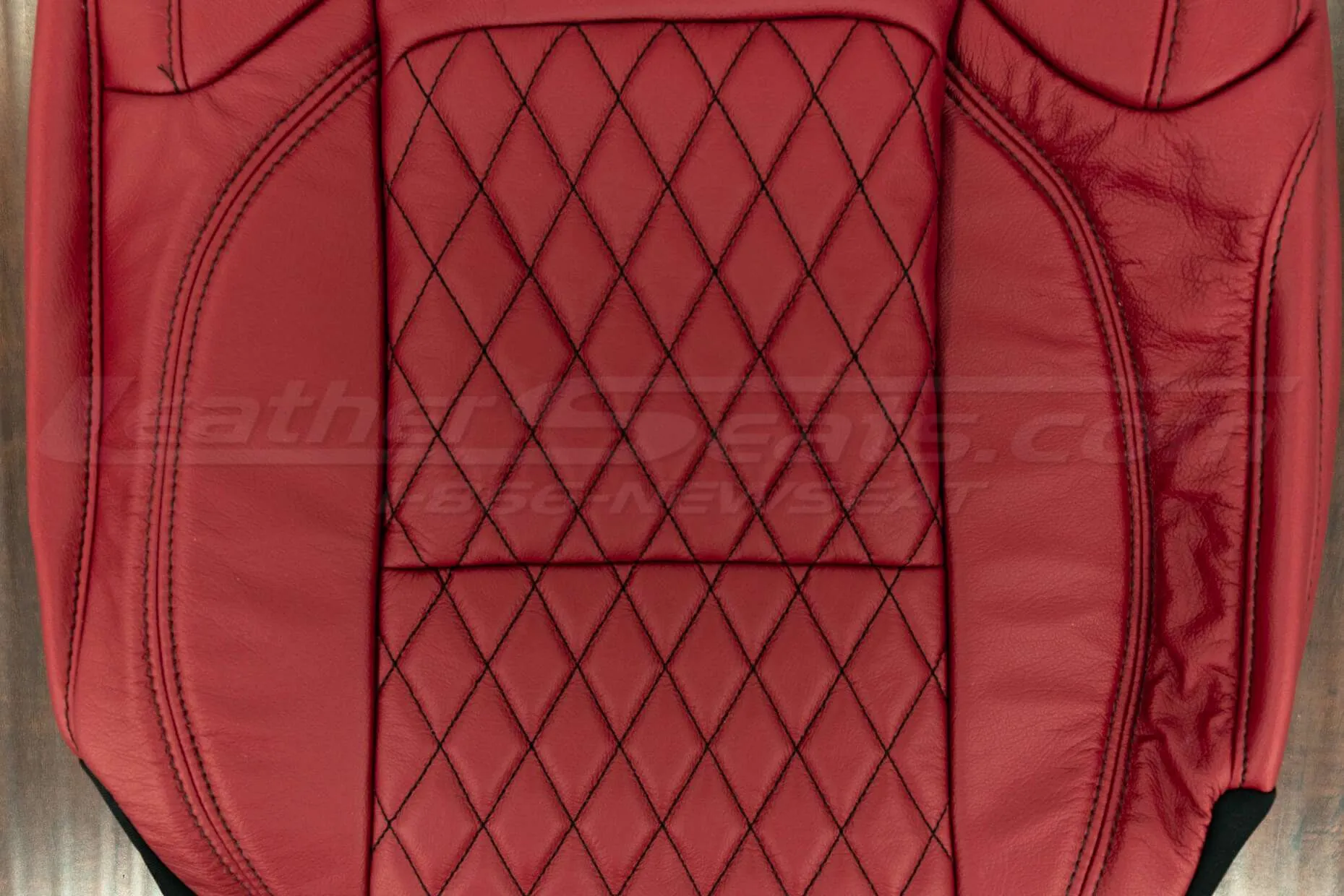 Diamond insert section of backrest in Cardinal