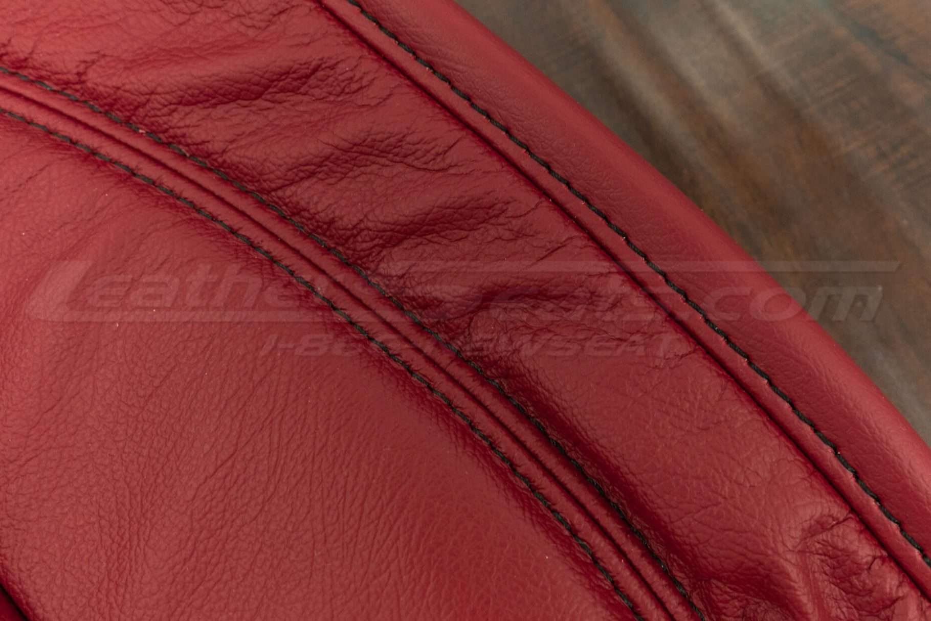 Side stitching in black