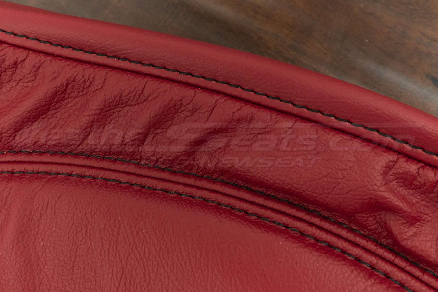 Black double-stitching on backrest