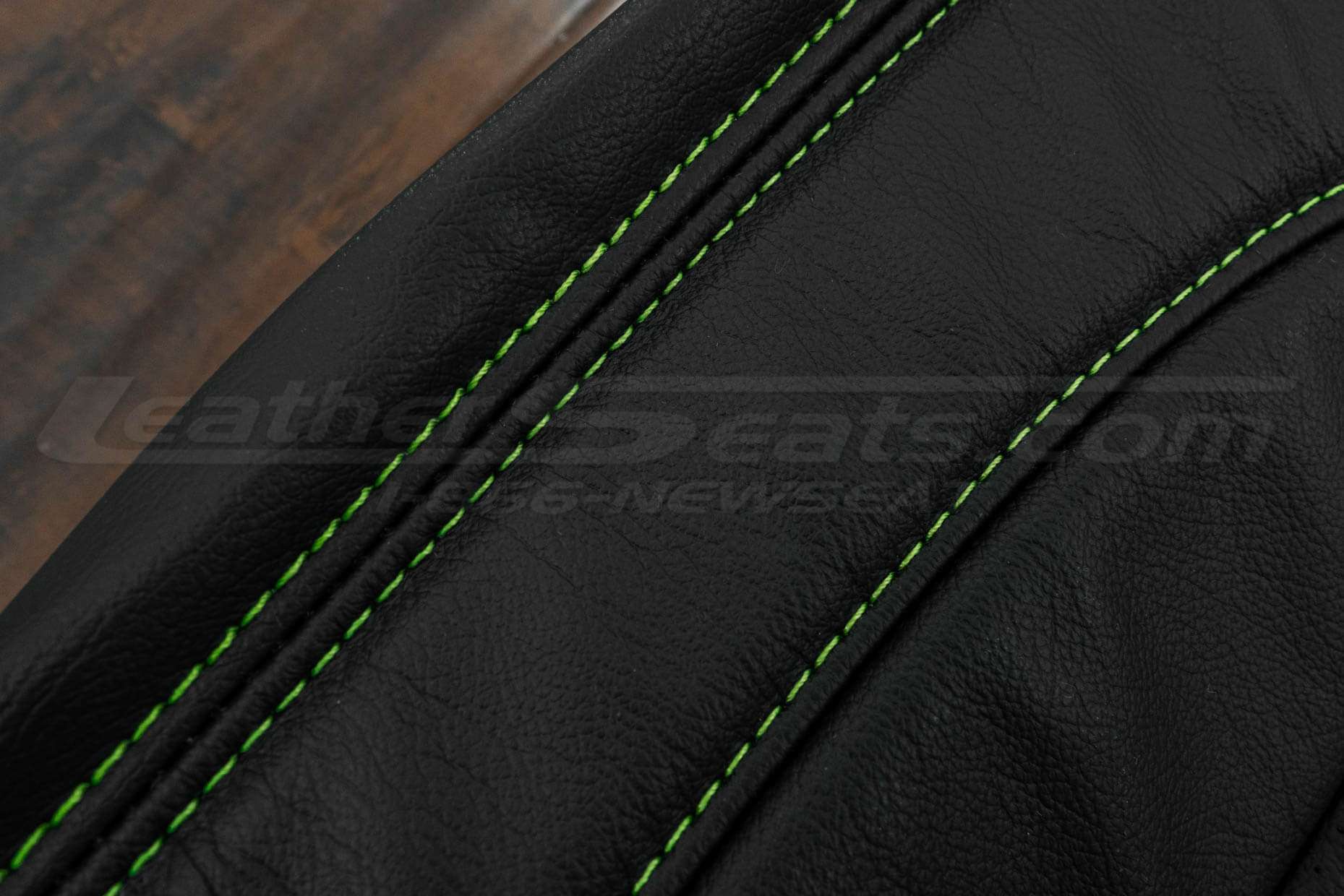 Double-stitching in Lime Green