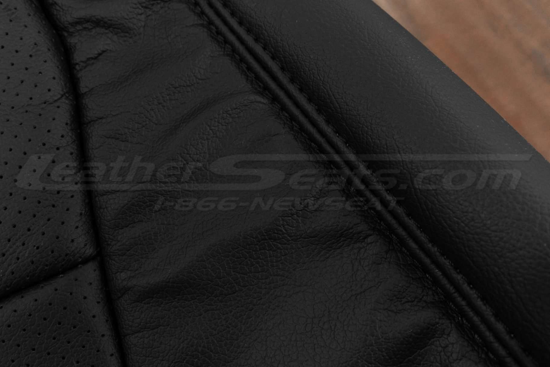 Black double-stitching
