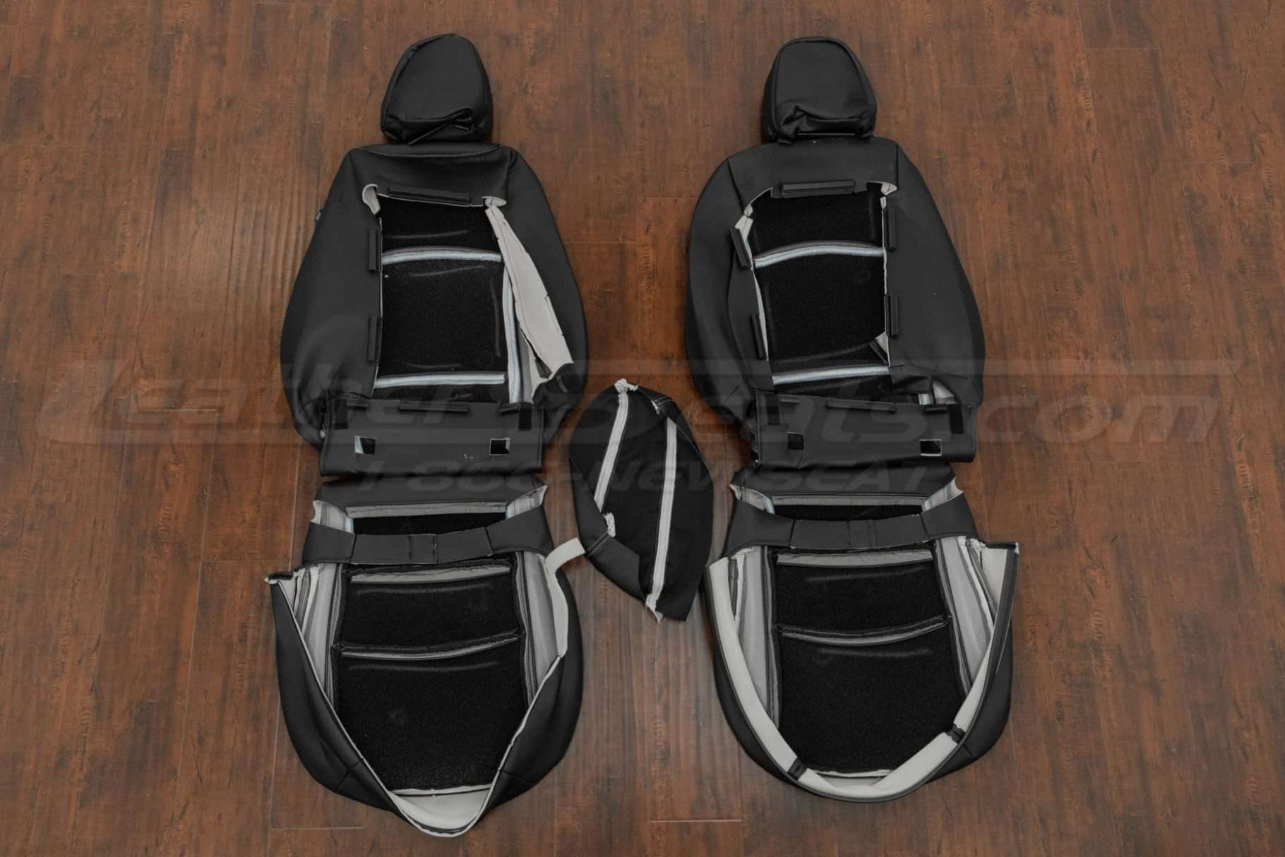 Back view of front seats with console