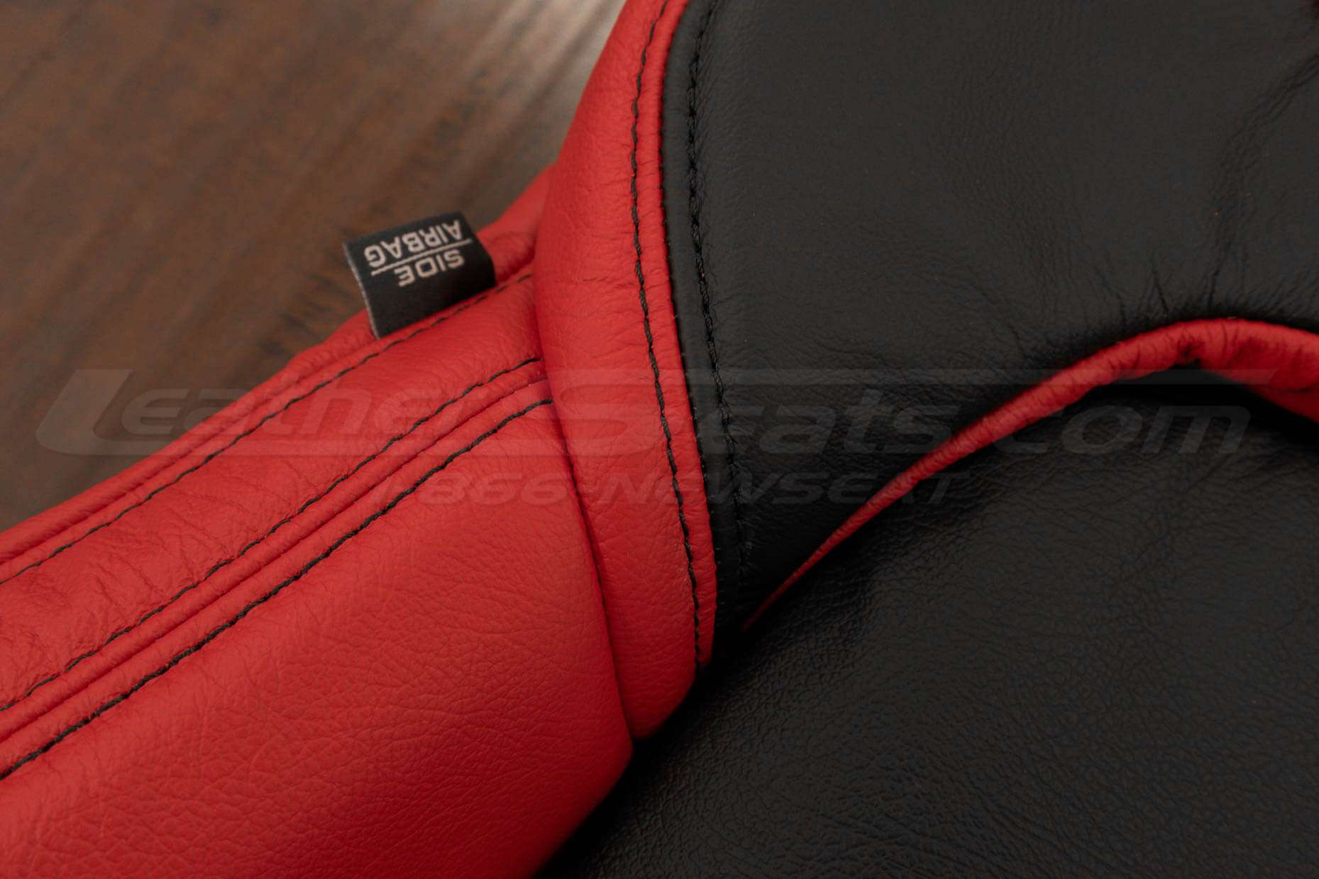 Black double-stitching with airbag tag