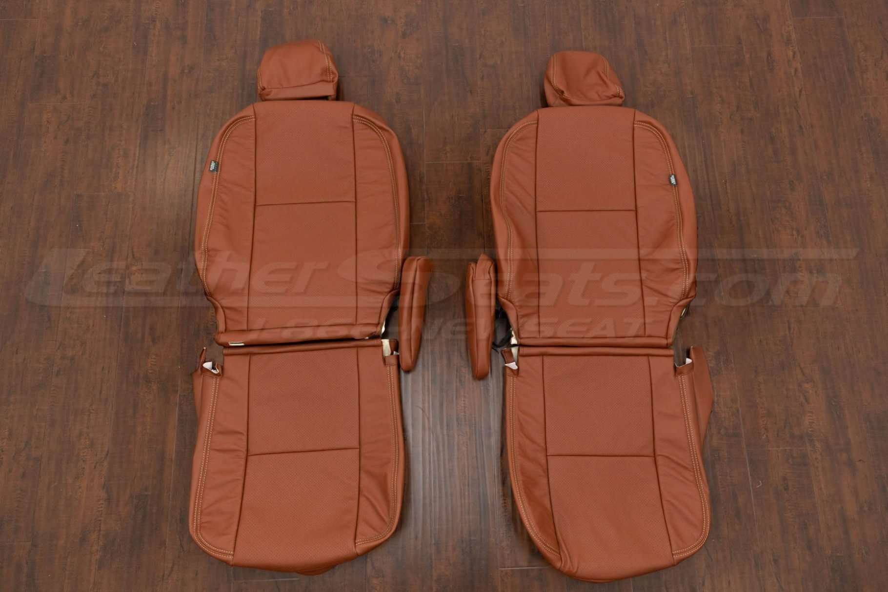 Toyota FJ Cruiser Leather Kit - Mitt Brown - Front seat upholstery w/ armrests
