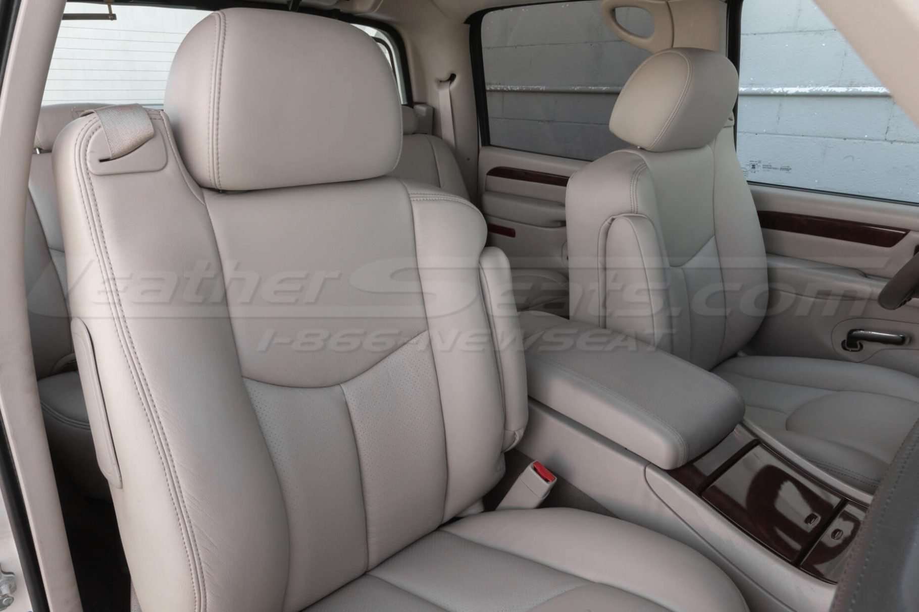Cadillac Escalade EXT Leather Seats - Canvas - Tight of front passenger seats