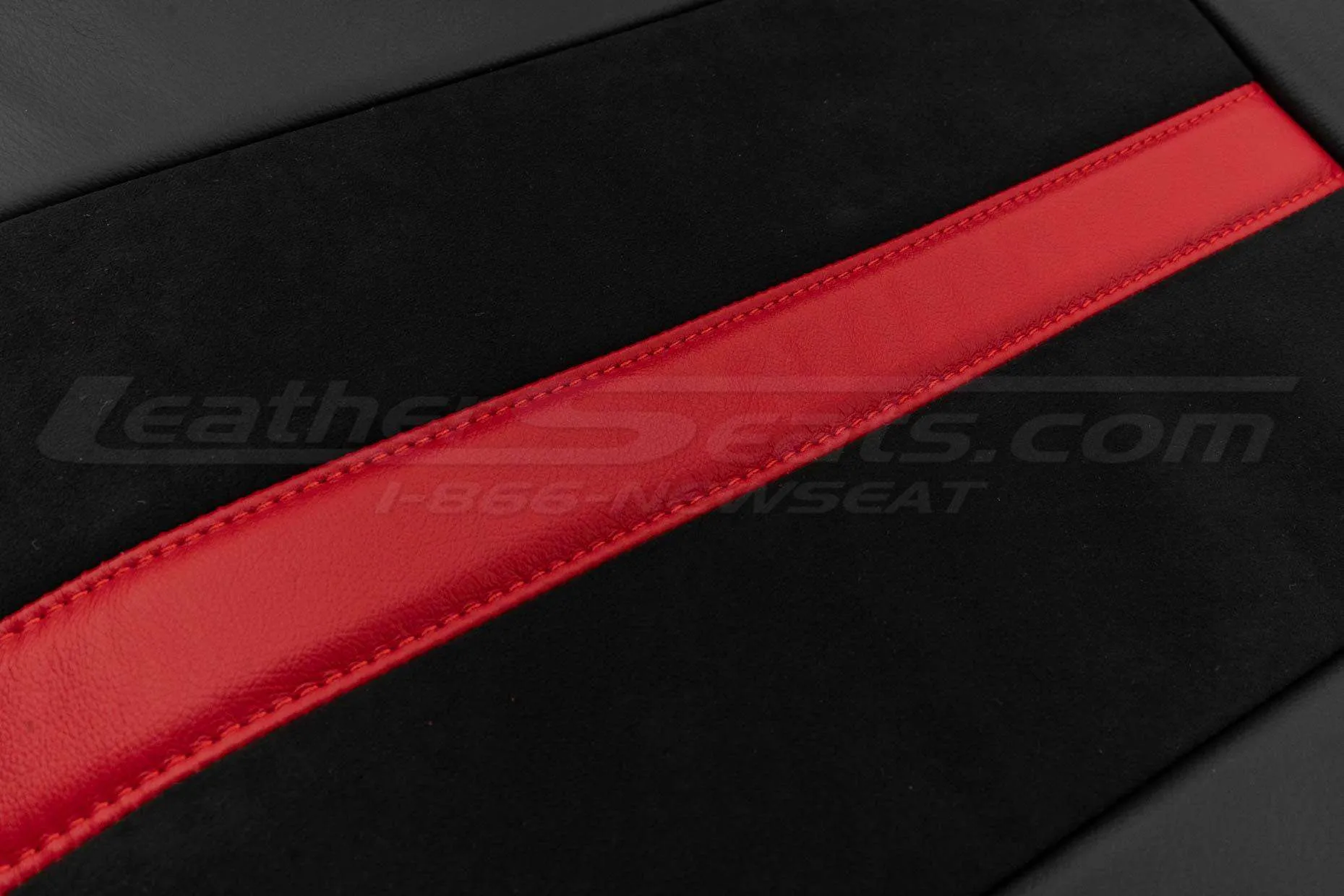 Bright Red insert stripe with Black Suede of front backrest