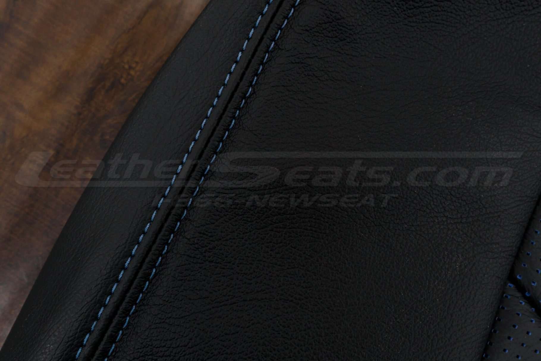 Contrsting double-stitching