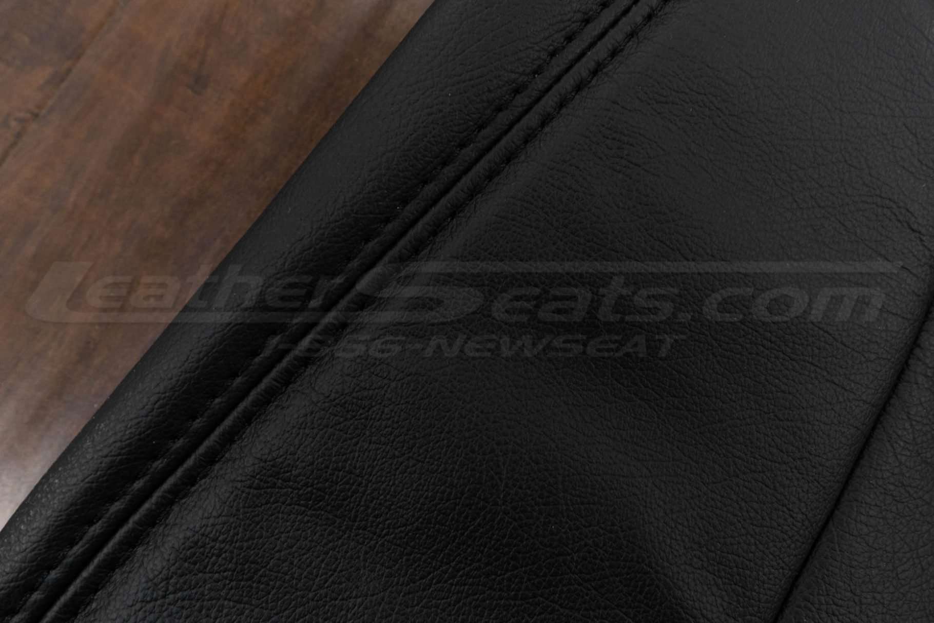 Black double-stitching