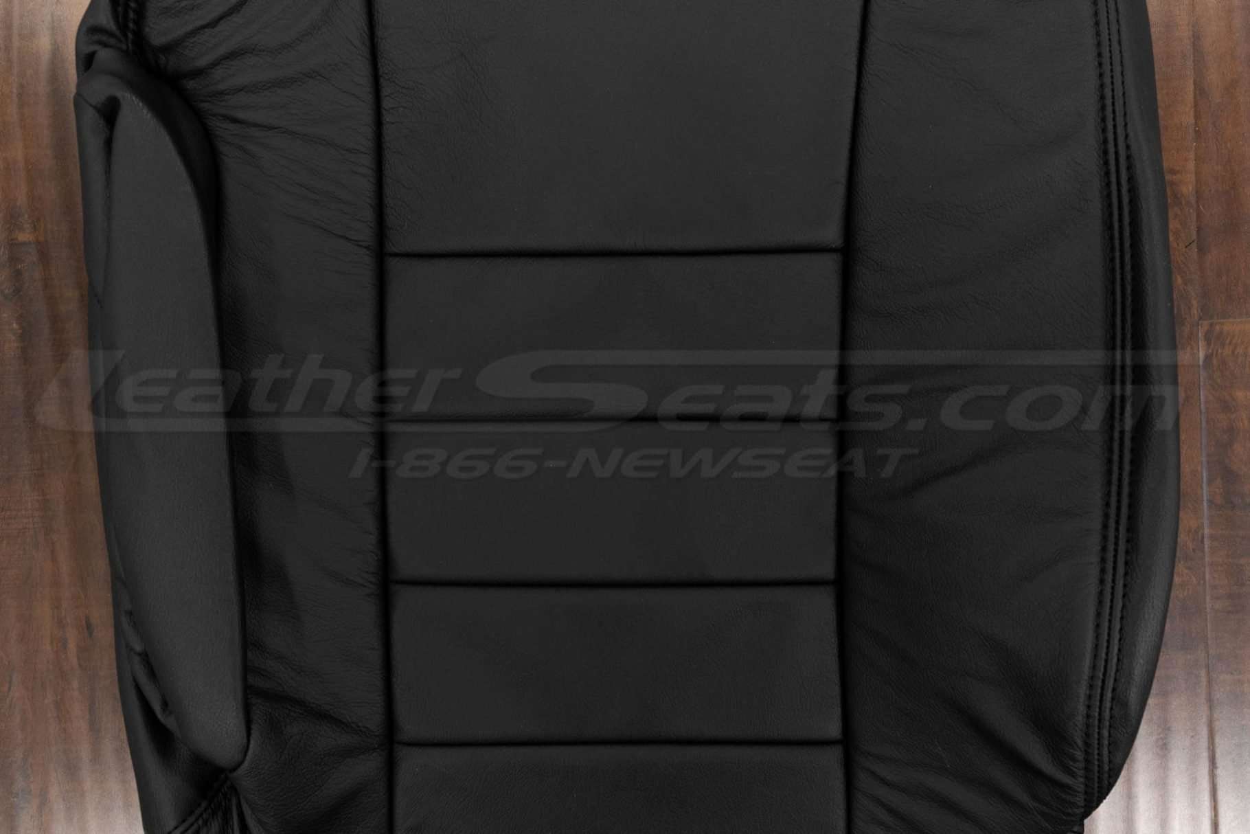 Black insert section of backrest