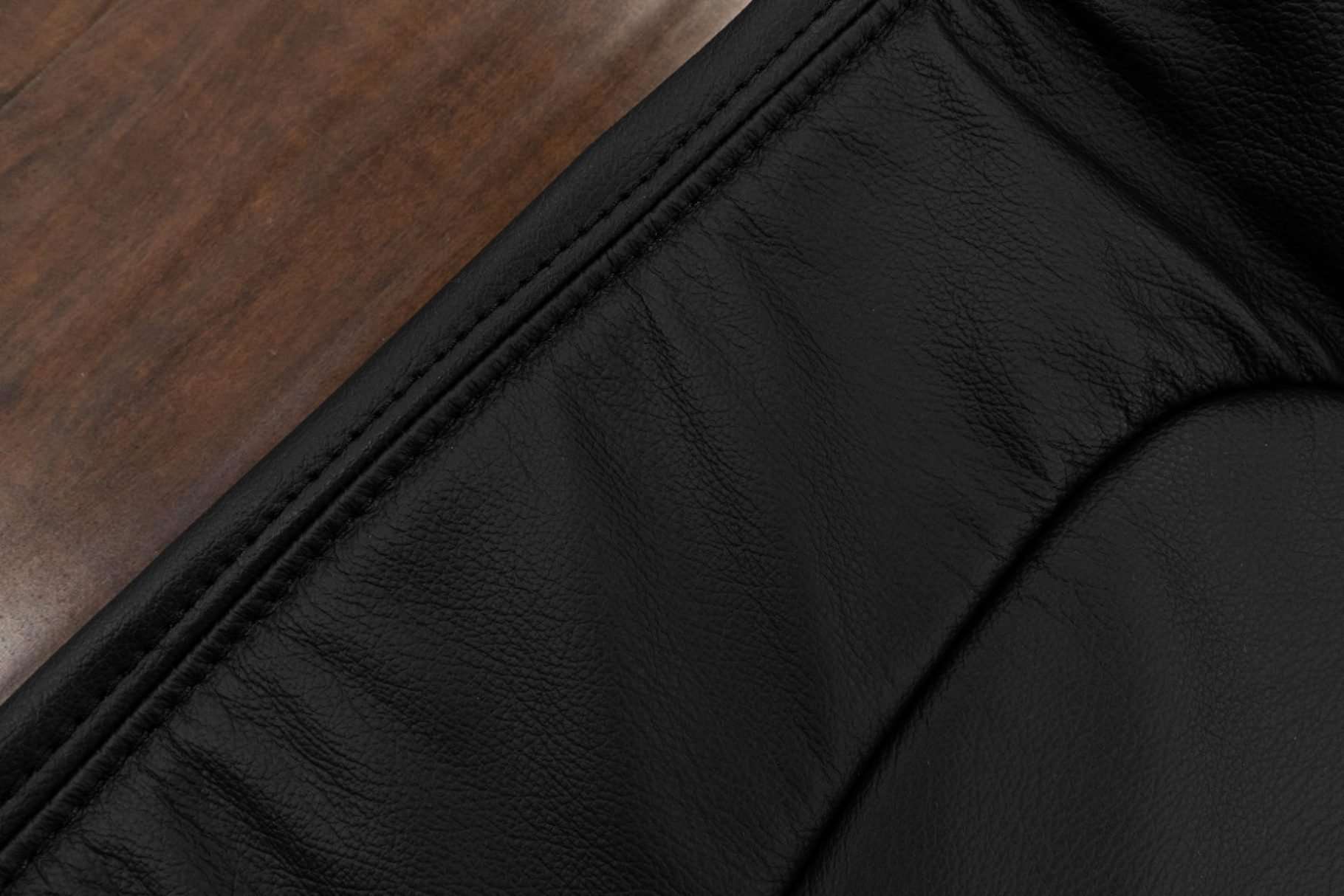 Matching Black double-stitching