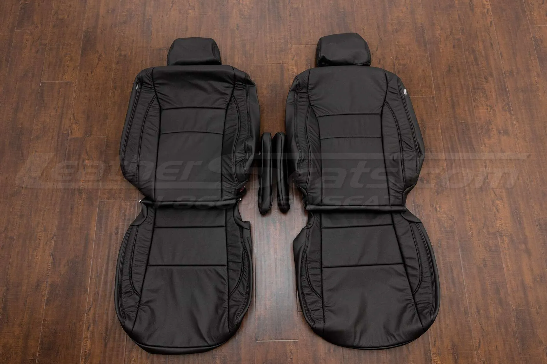 Honda Pilot Leather Seat Kit - Blackk - Front seat upholstery and armrests