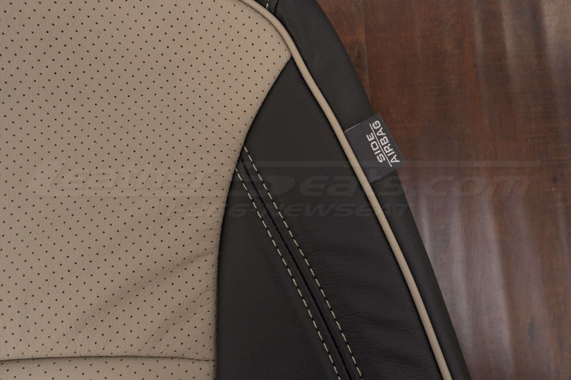 Contrasting Piping in Ivory & Airbag tag