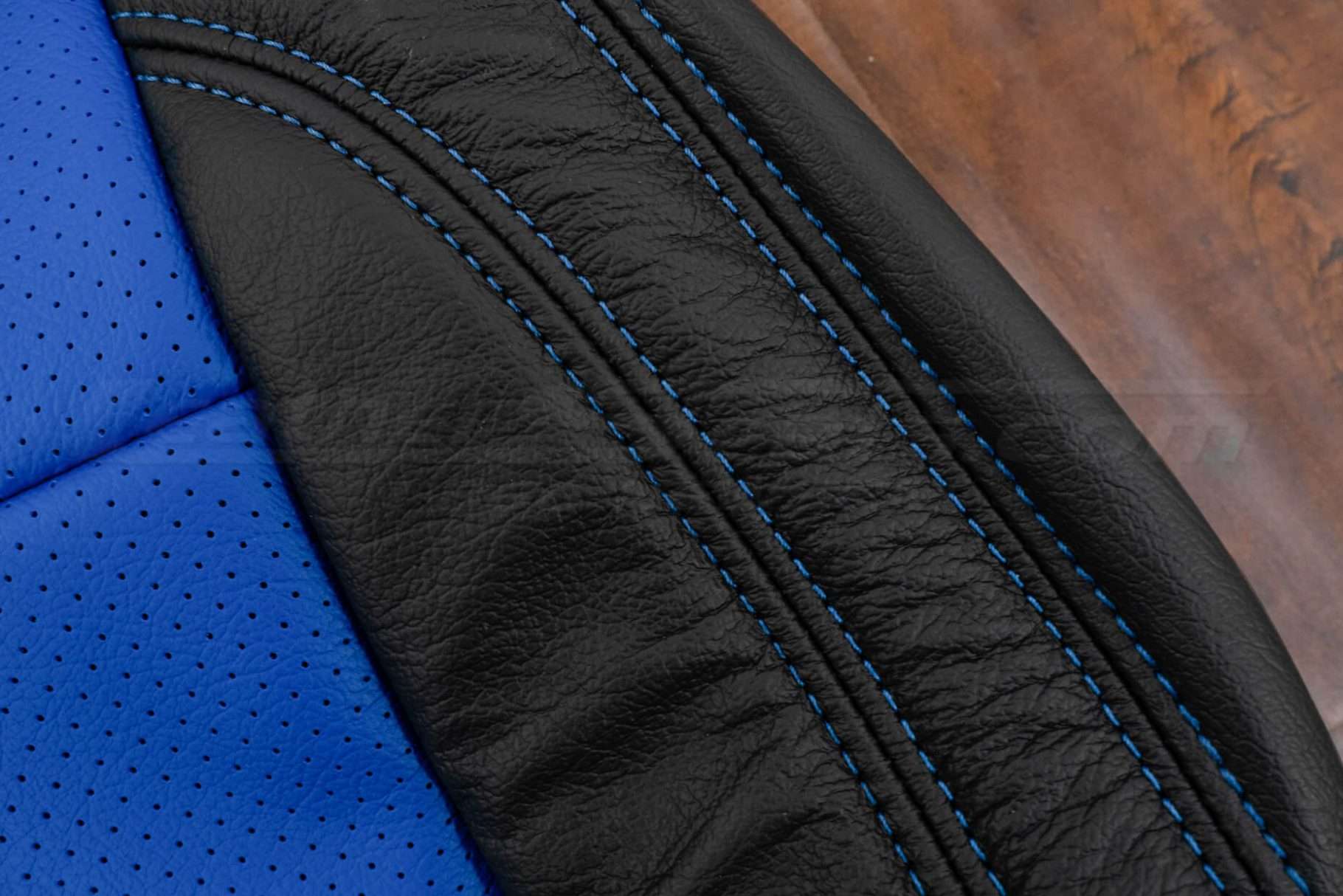 Contrasting Cobalt double-stitching