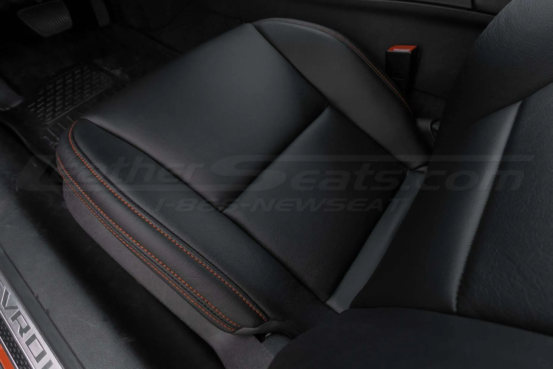 Front driver's seat cushion