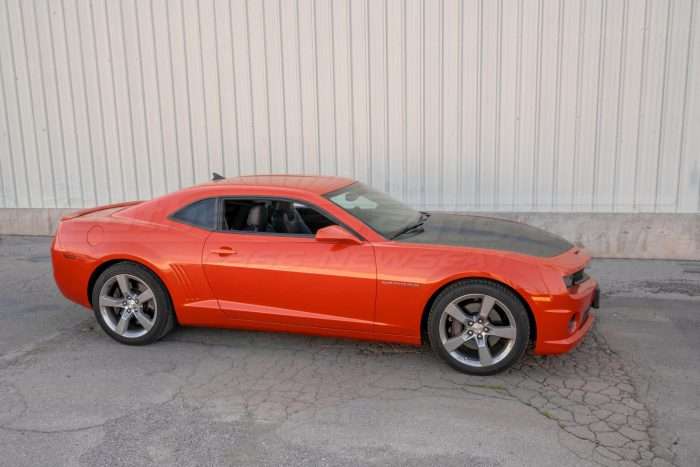 Chevrolet Camaro Coupe with installed Leather Seats