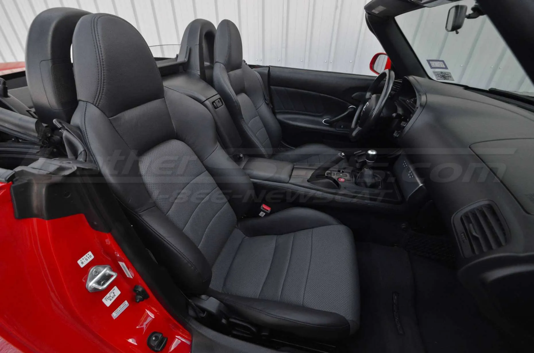 Honda S2000Installed Leather Seats - Black & Graphite - Front passenger seat
