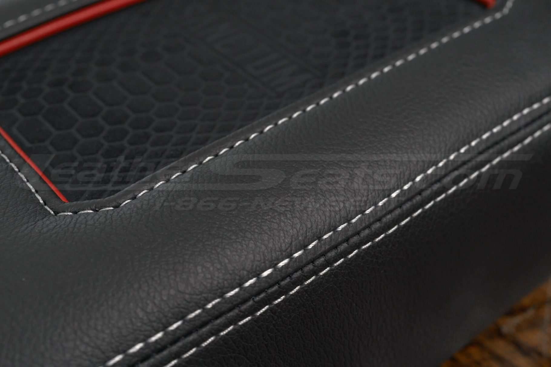 Contrasting White Double-stitching