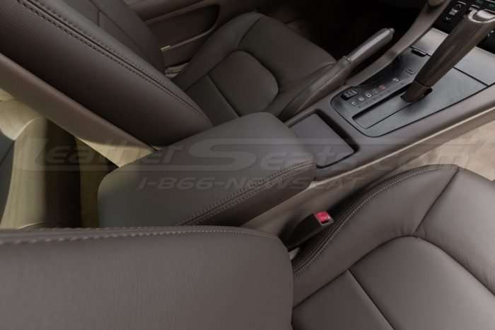 Leather console lid cover from passenger side