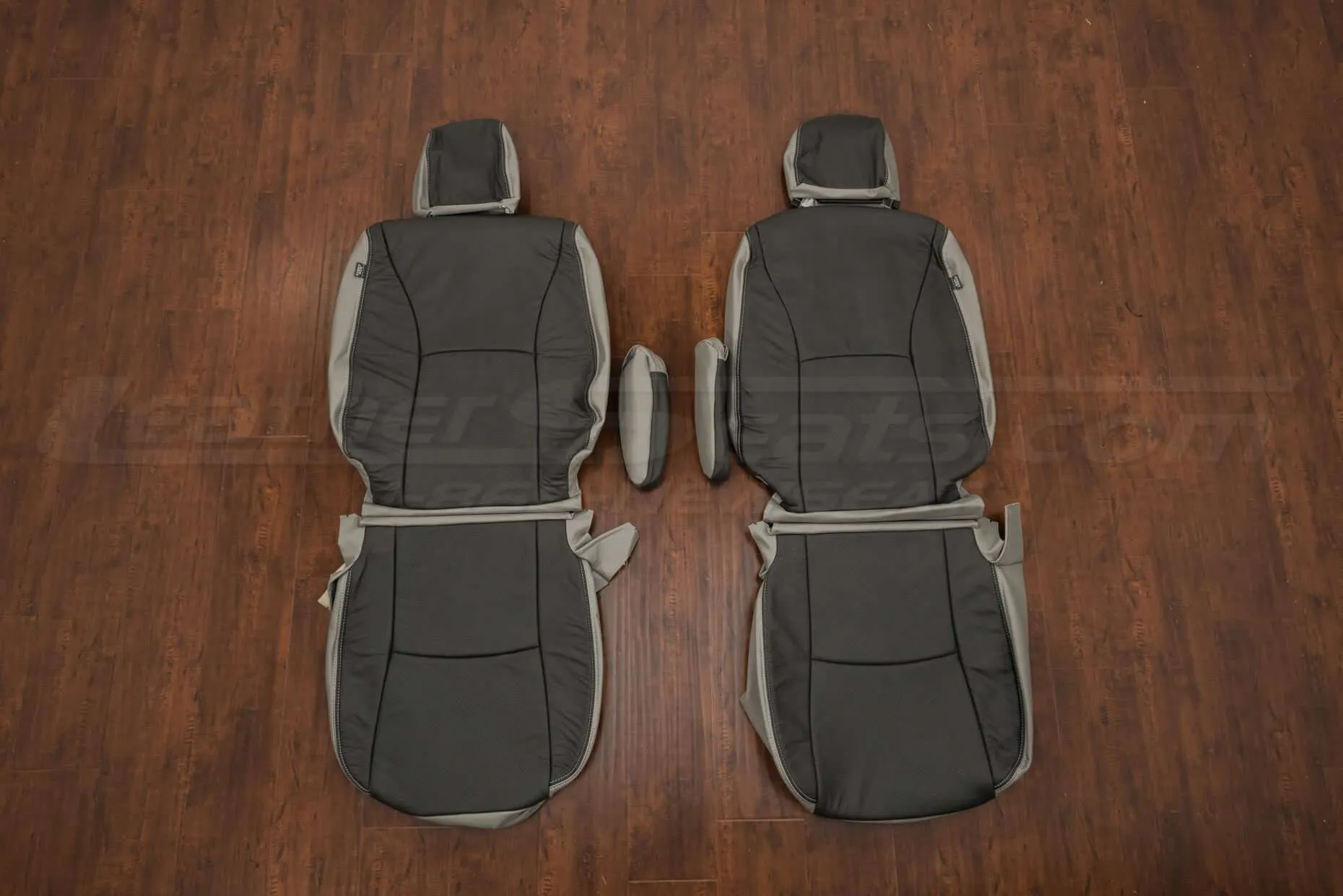 Toyota Highlander Leather Seat Kit - Ash & Dark Graphite - Front seat upholstery w/ Armrests