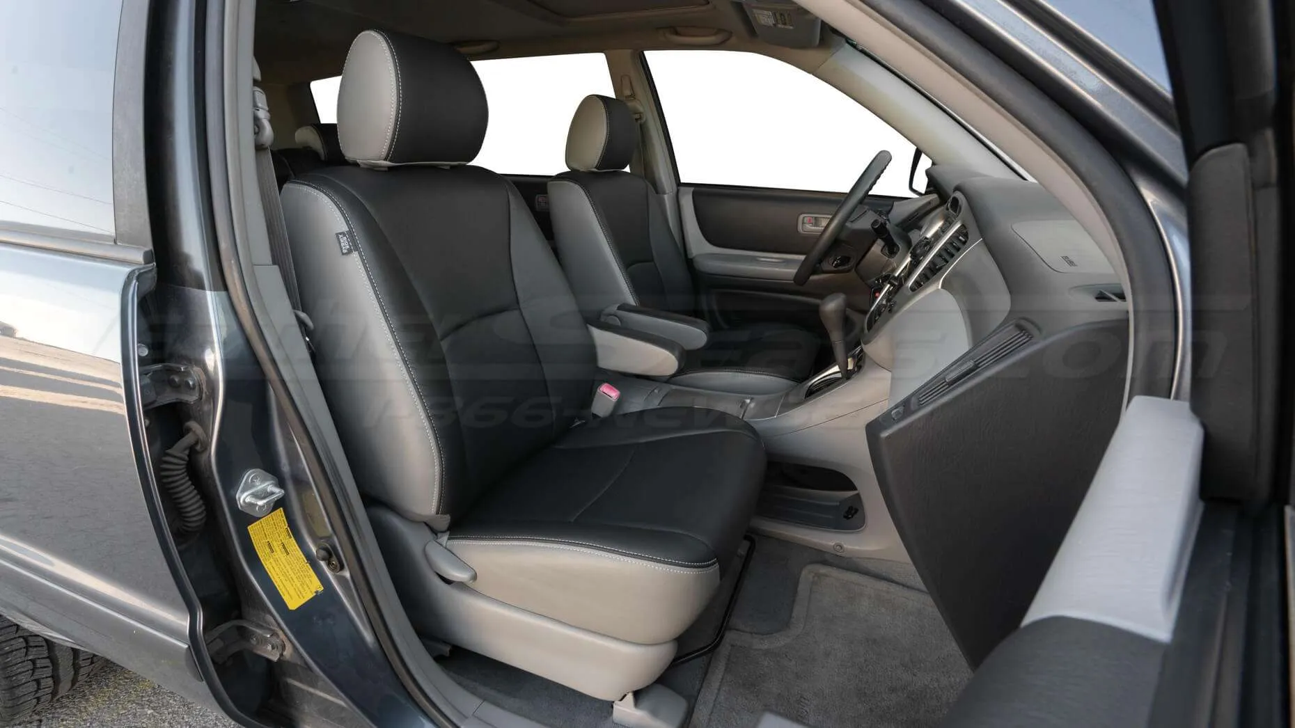 Toyota Highlander with Installed Leather Seats - Ash & Dark Graphite - Front passenger seat