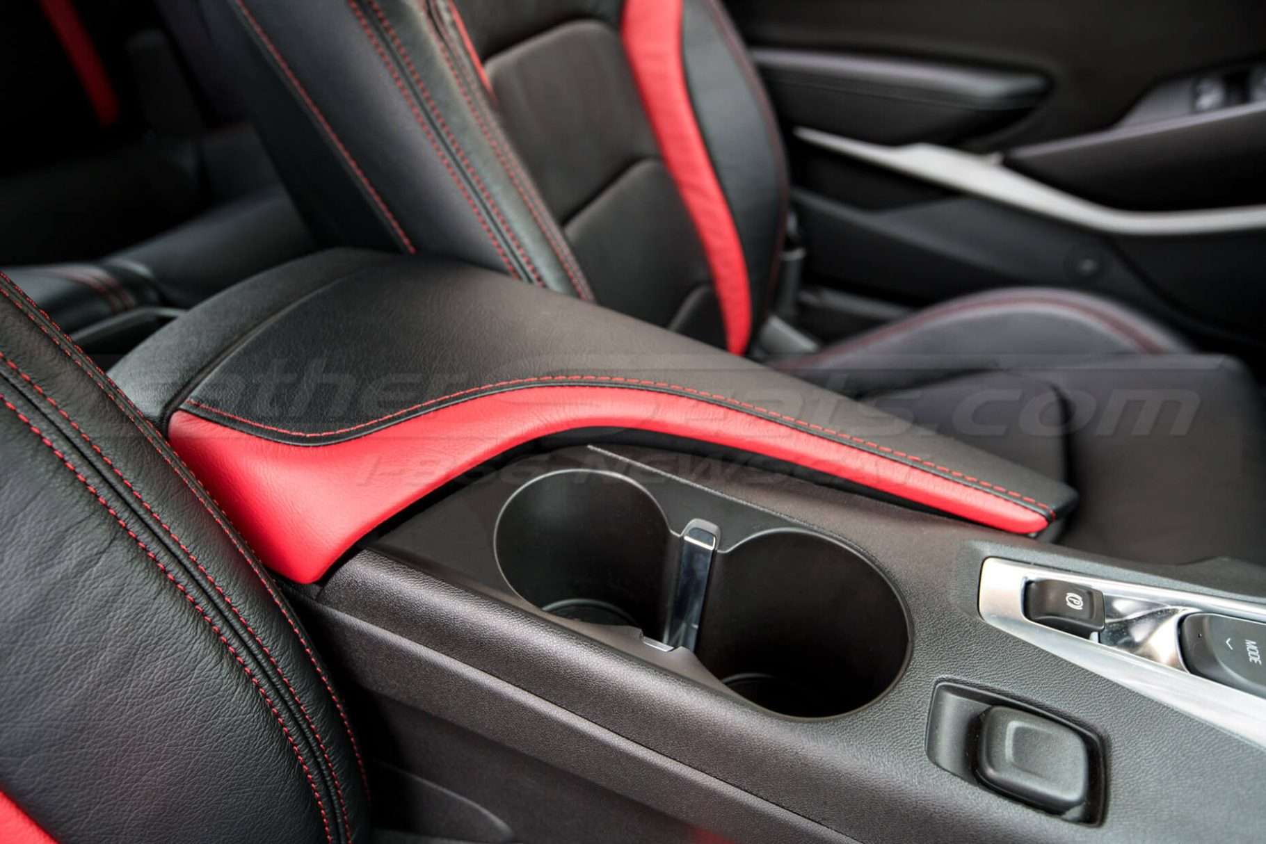 Alternative angle of console lid cover