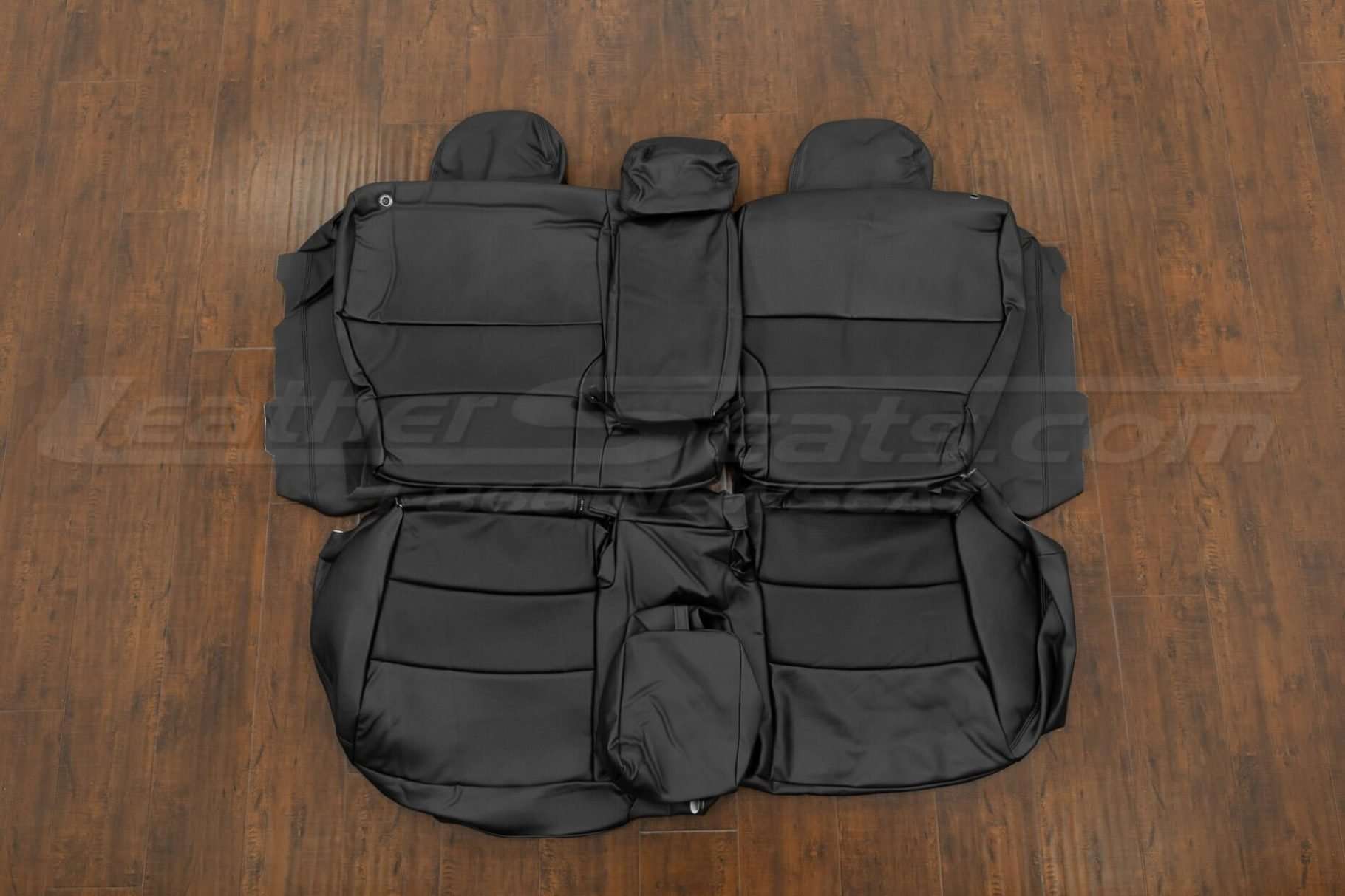 Subaru Forester Leather Seat Kit - Black - Rear seat upholstery w/ Armrest