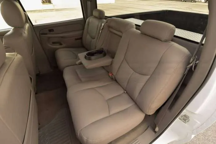 nstalled rear seats with armrest down