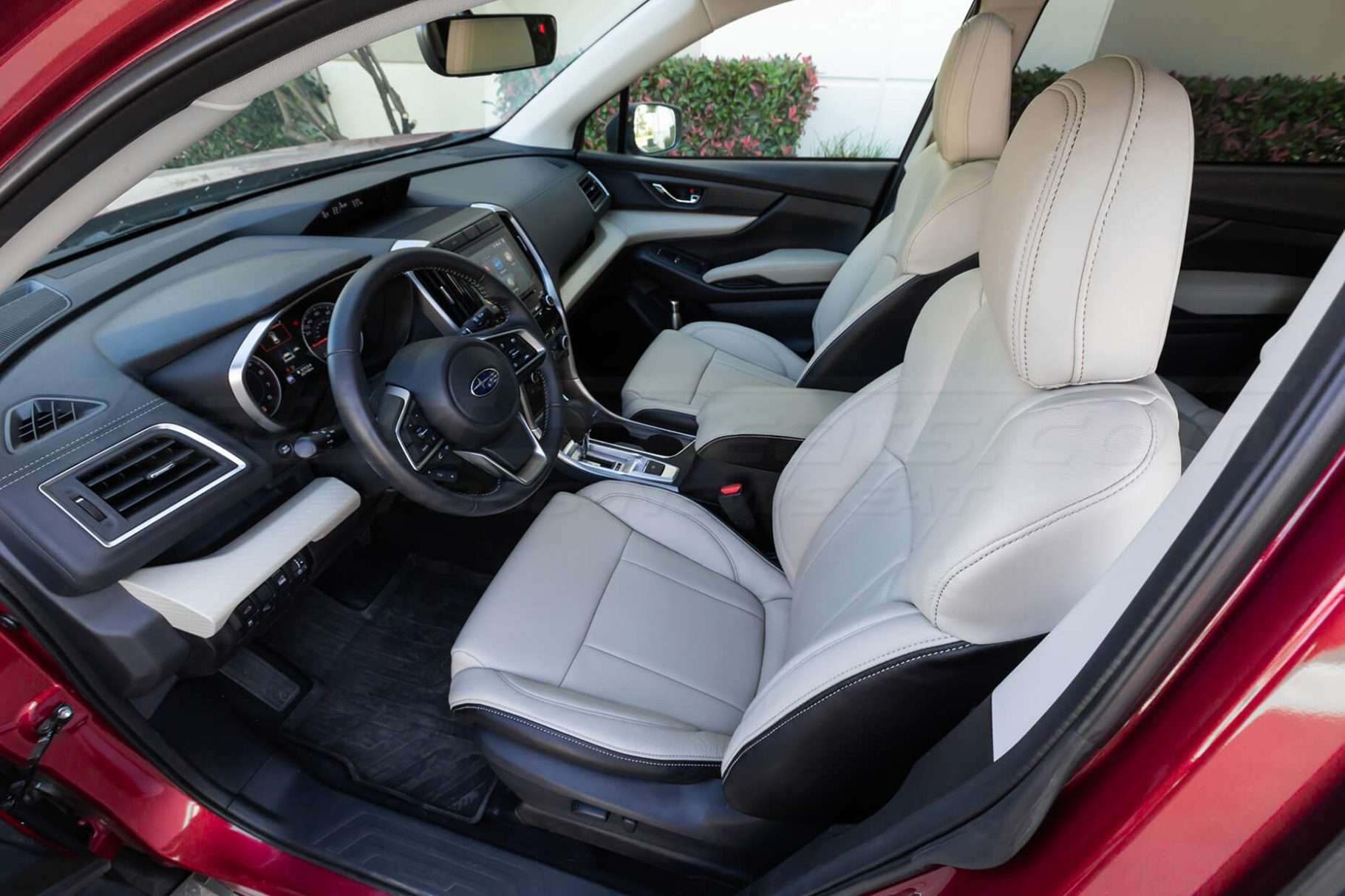 Subaru Ascent with installed leather seats - Black w/ Dune Facings - Front driver's seat