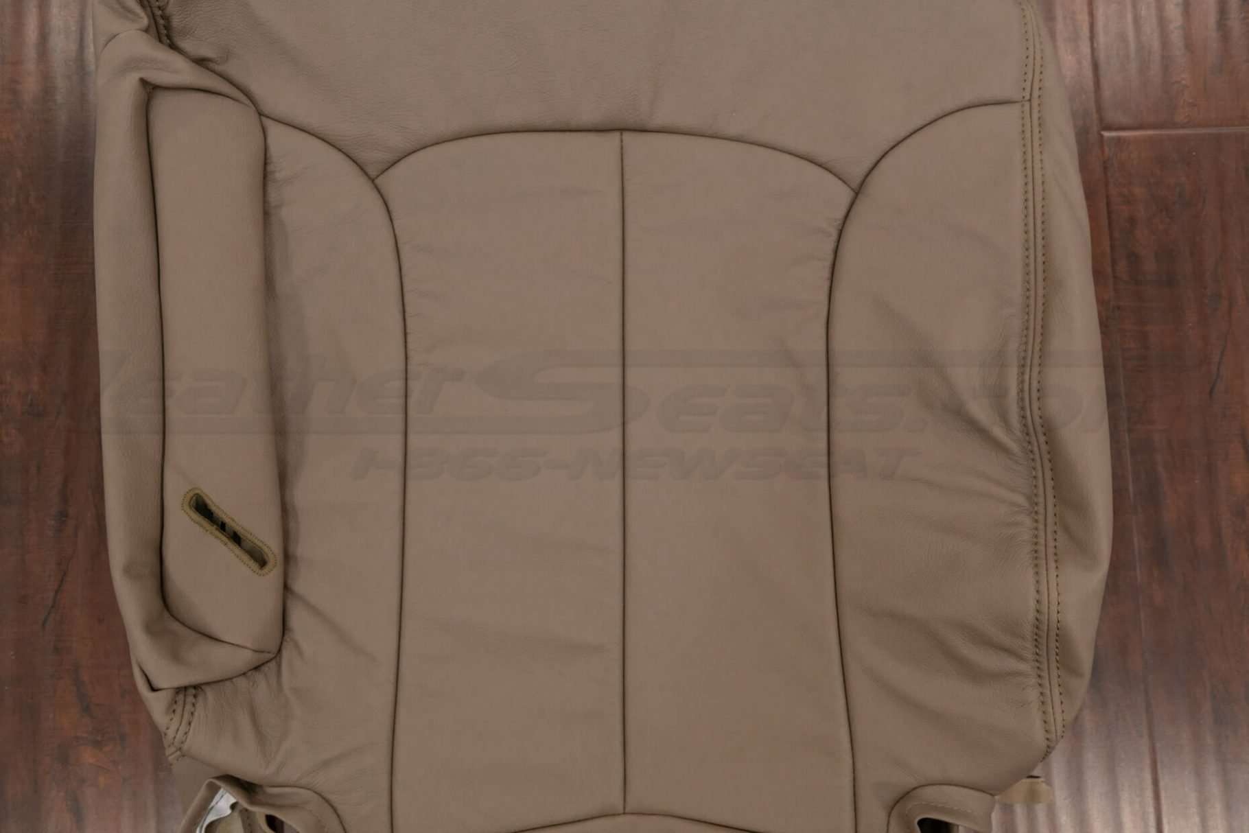 Insert section of front backrest