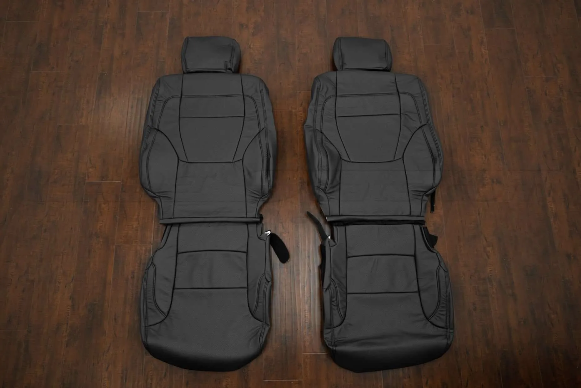2022 Toyota Tundra CrewMax leather seat kit - dark Graphite - Front sat upholstery