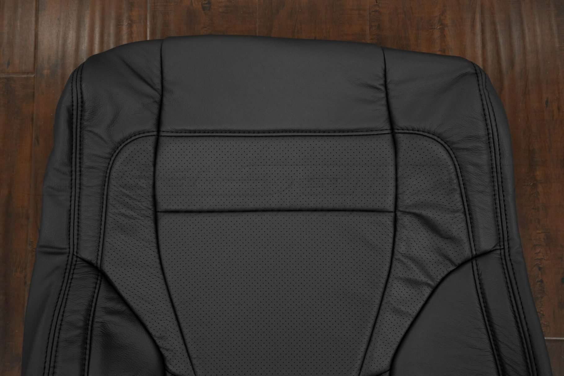Upper section of front backrest