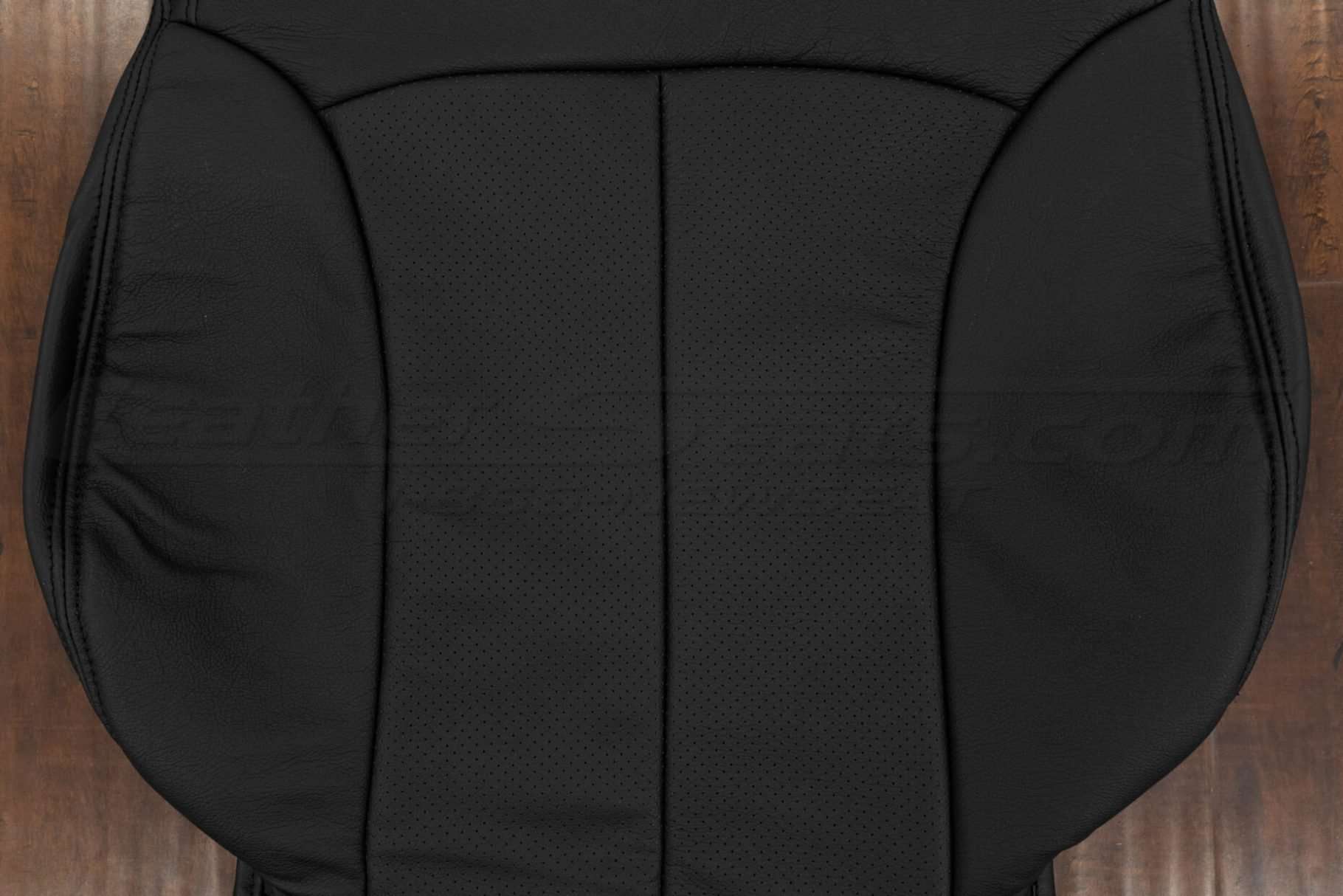 Insert section of front backrest
