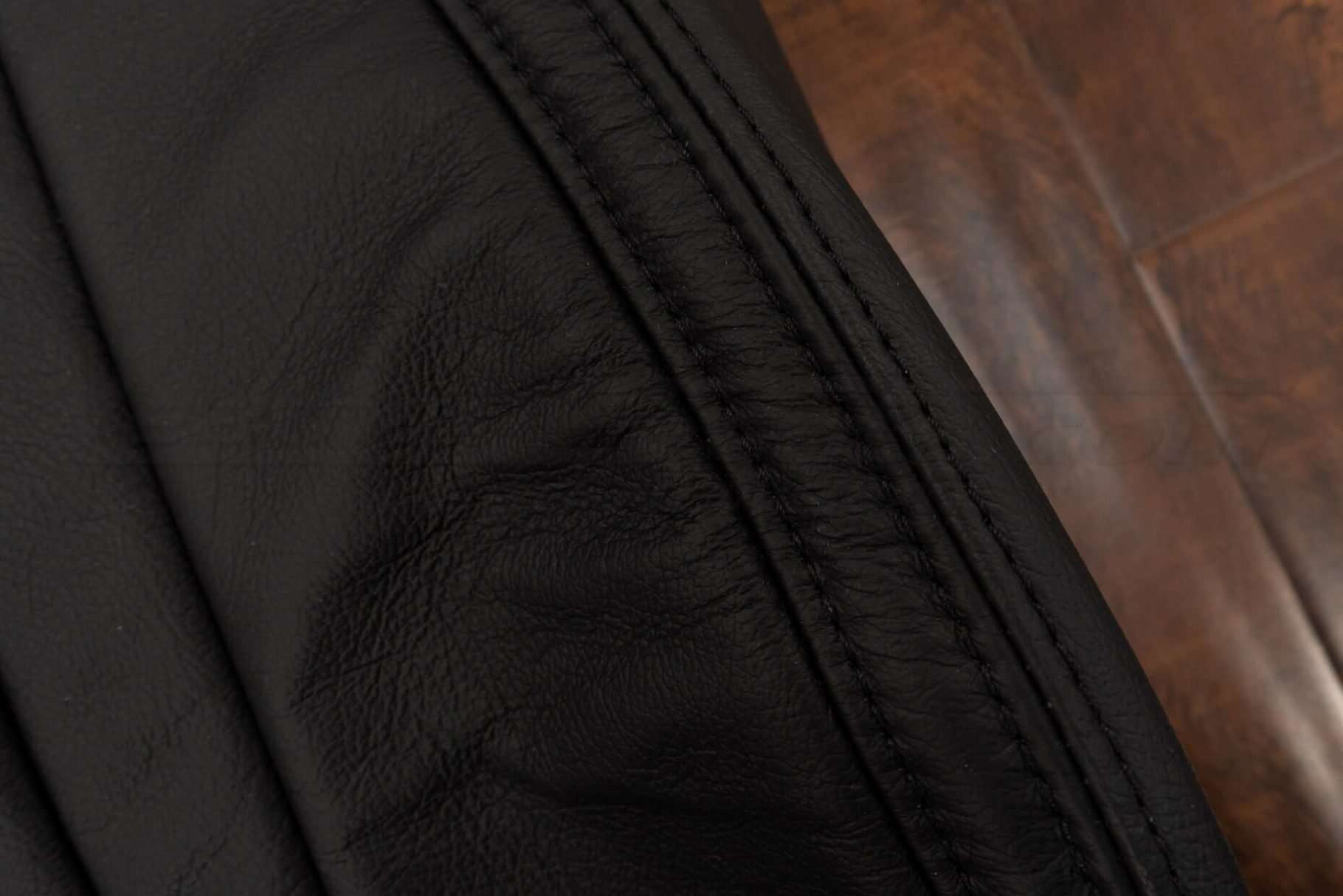 Matching Black double-stitching
