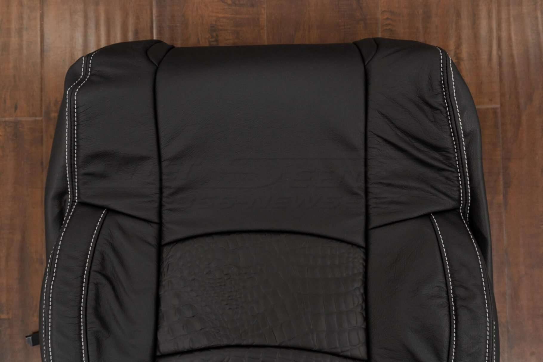 Upper section of front backrest