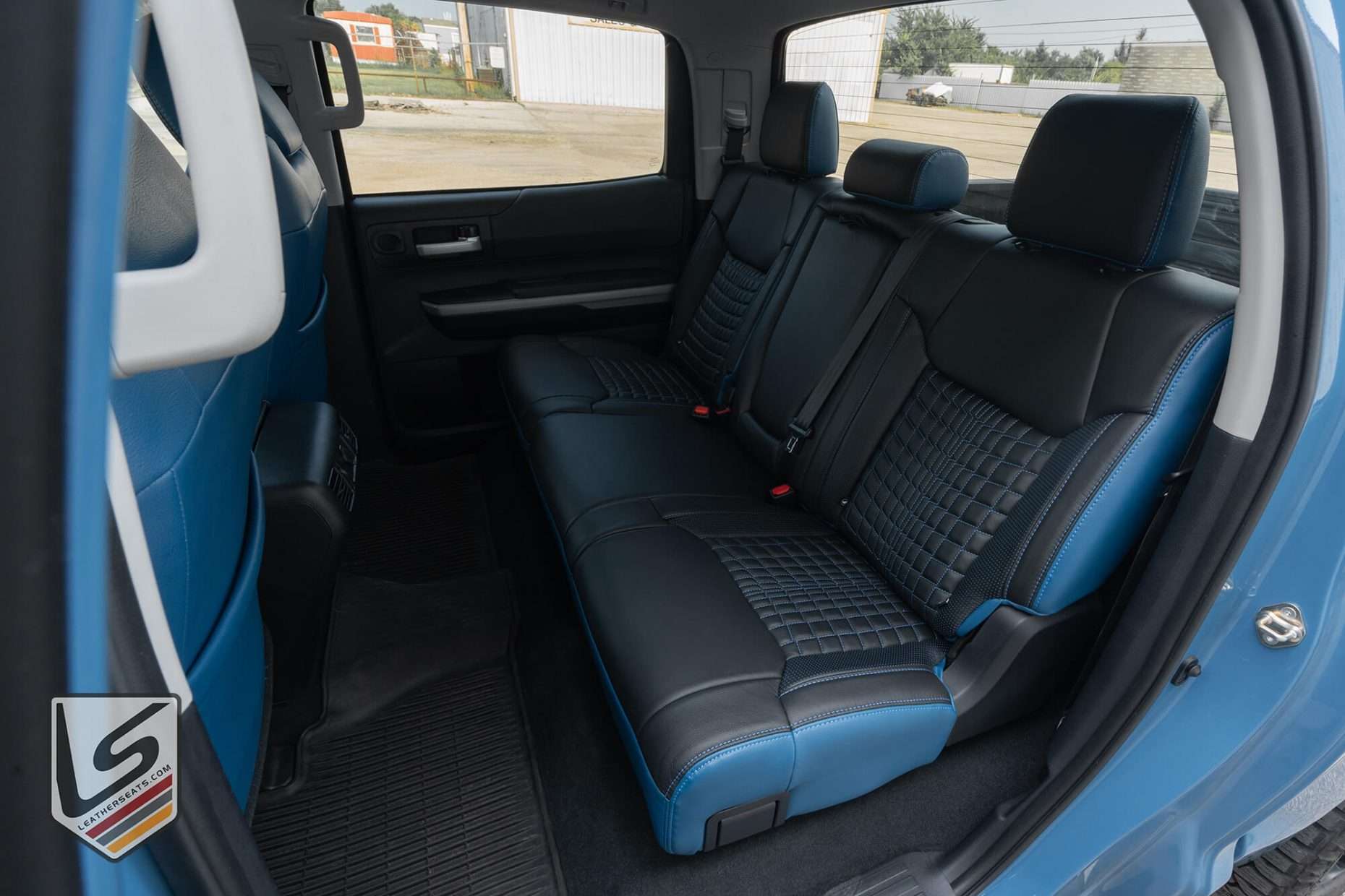2014-2021 Toyota Tundra - Rear leather seats