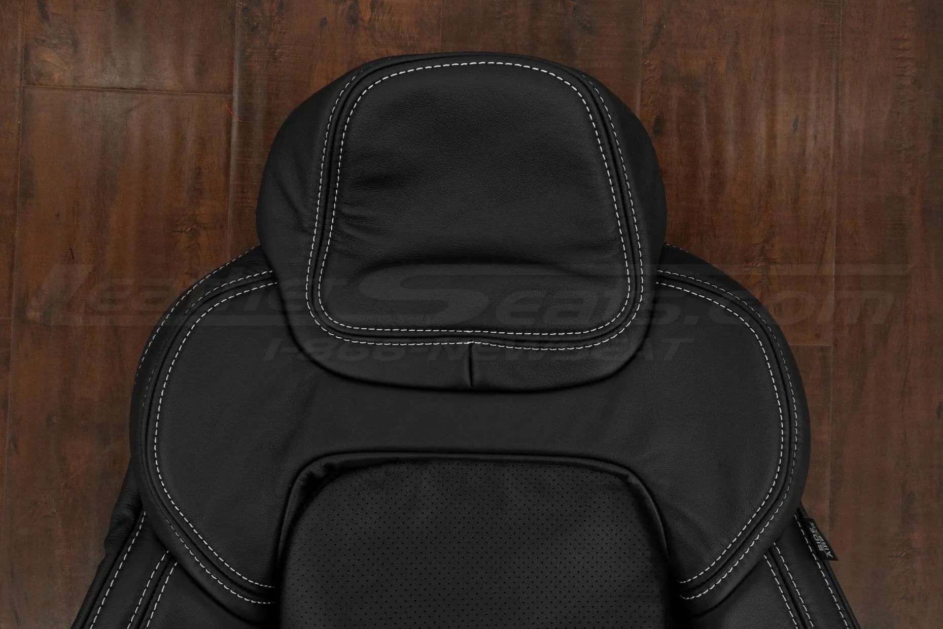 Upper section/Headrest portion of backrest upholstery