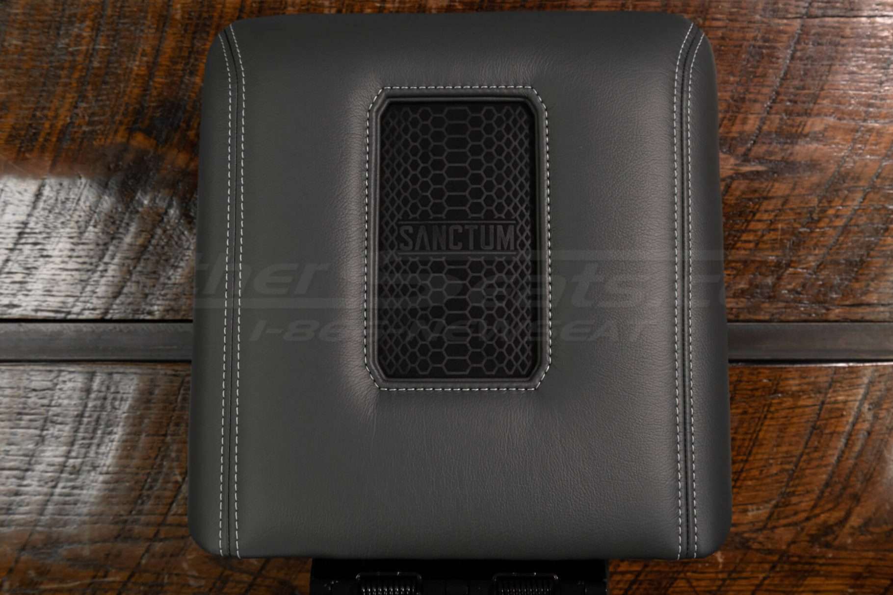 Top down view of Sanctum QI Qireless Charging Console