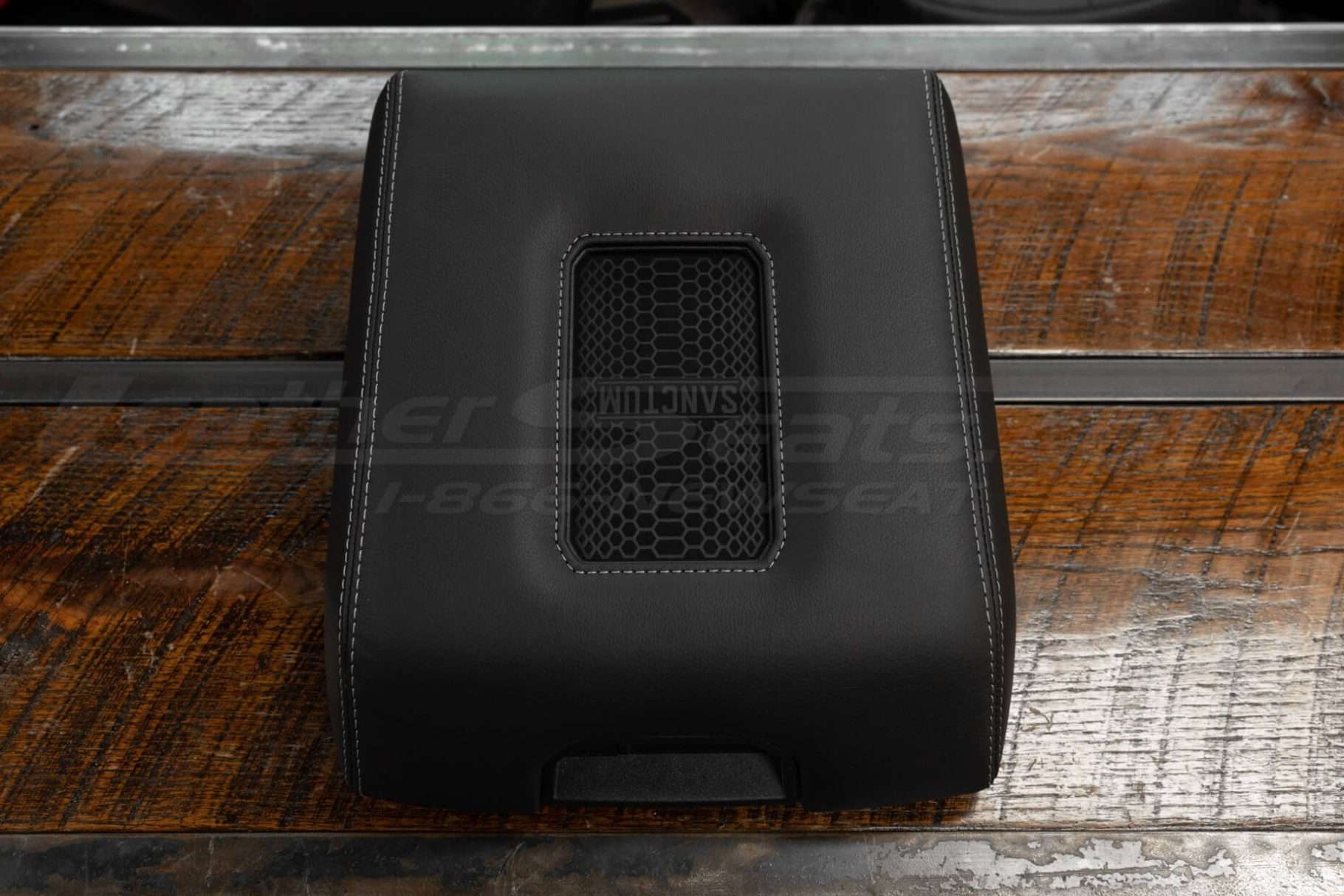 Sanctum QI Charging Console for Ford trucks frontal view