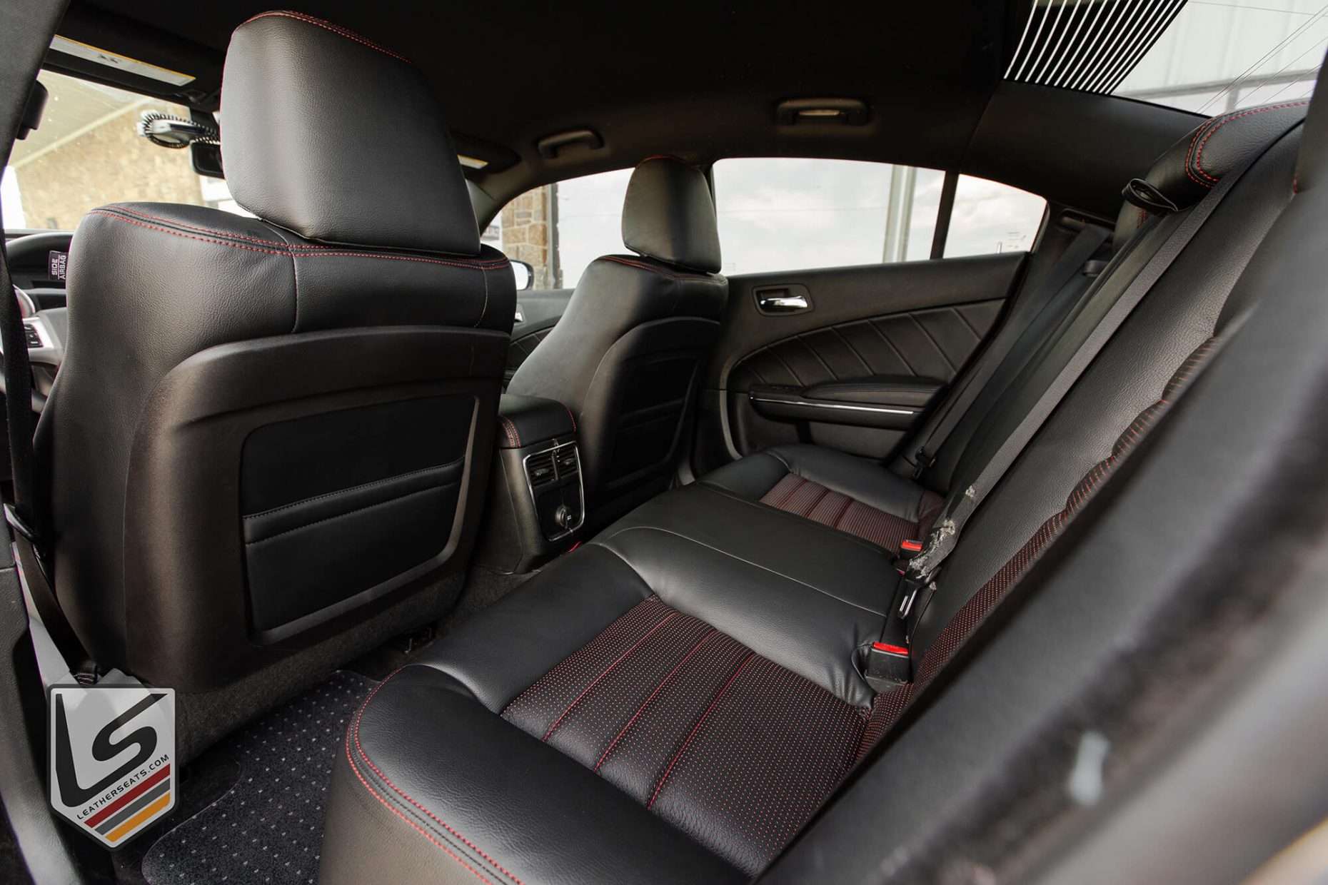 Rear seats and MAP pocket view