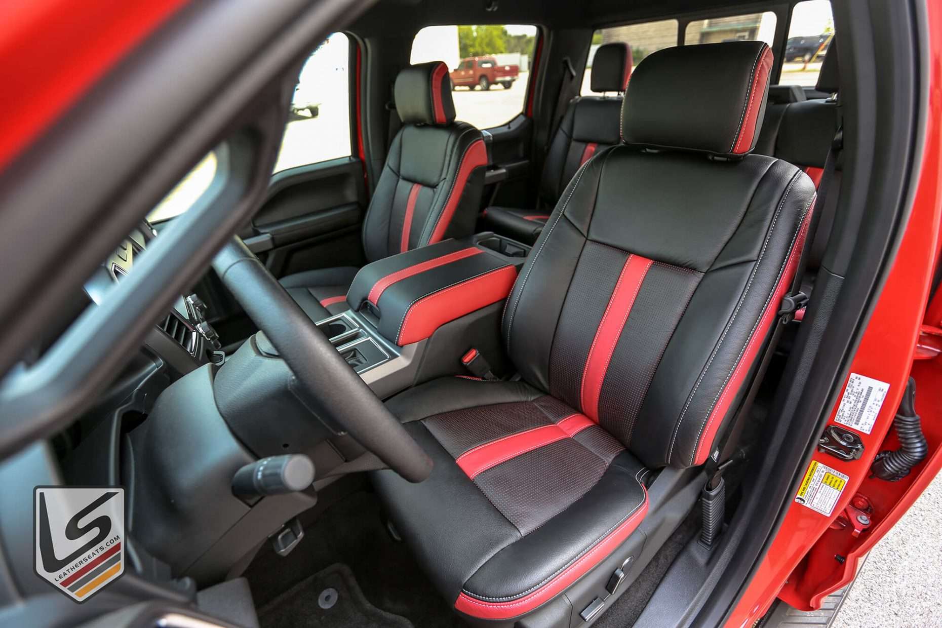 Ford F-150 leather seats in Black/Piazza Red/Bright Red