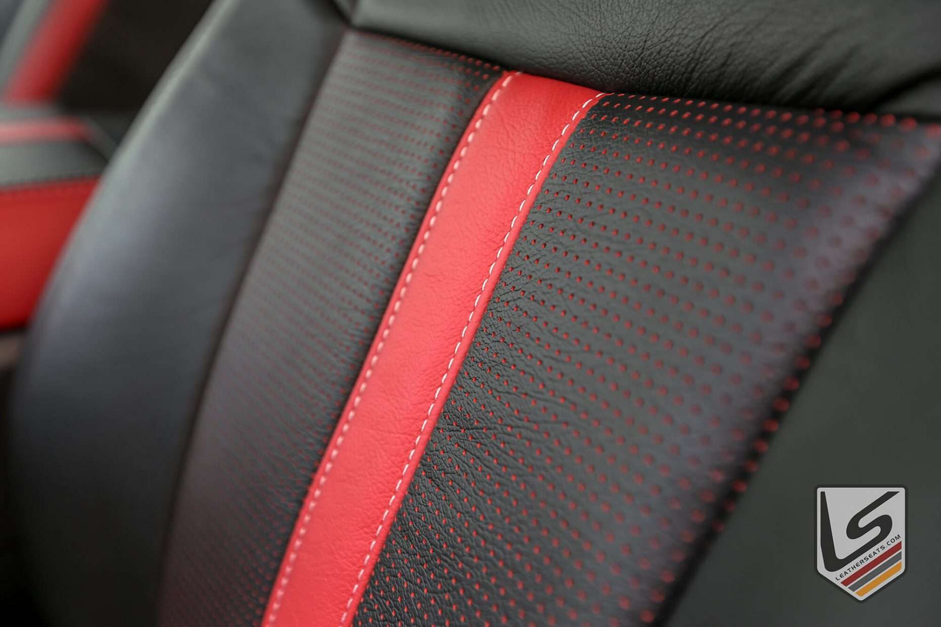 Piazza Red perforated inserts close-up