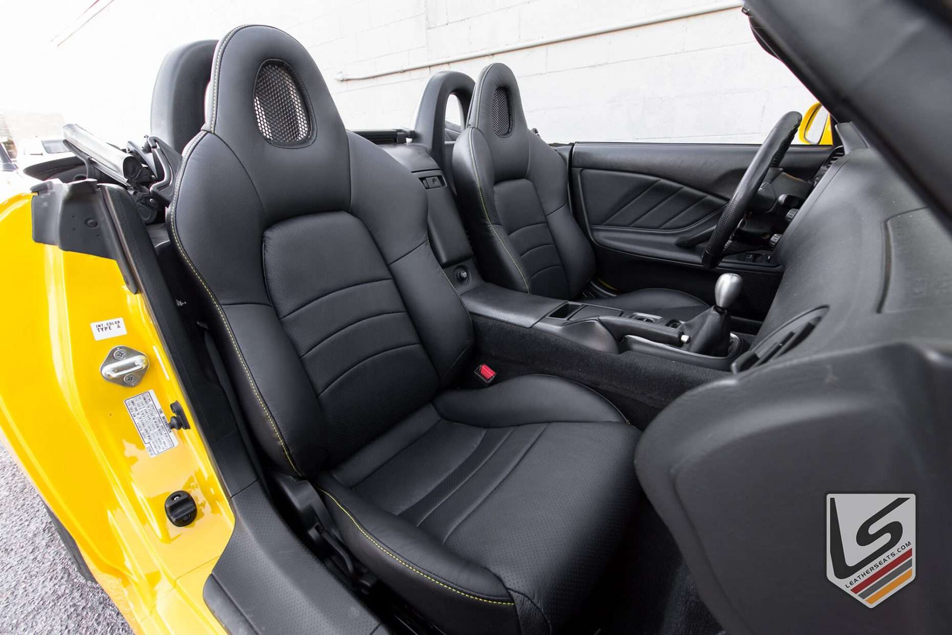 Front view of passenger leather seat
