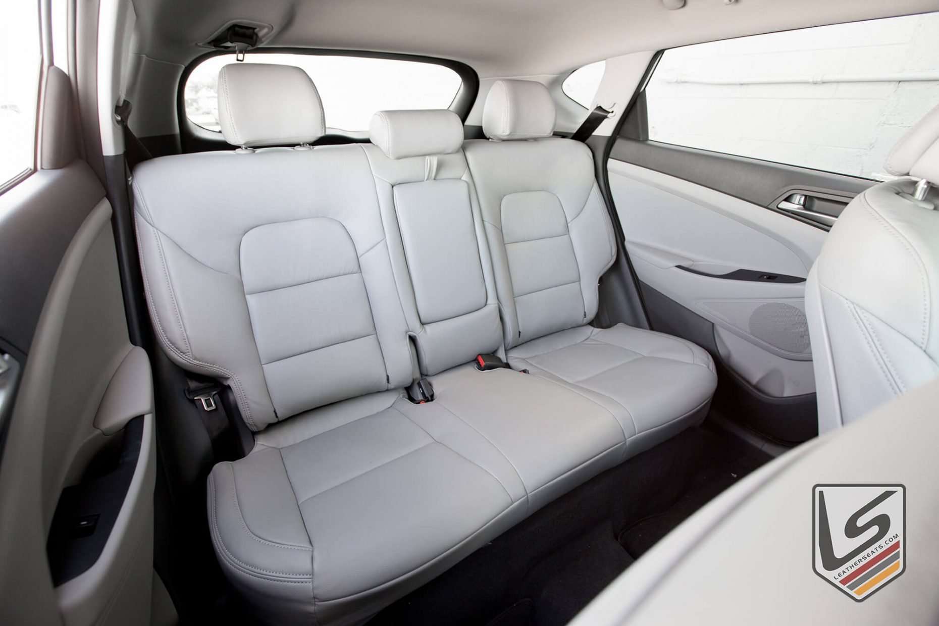 2016-2018 Hyundai Tucson with single-tone Ash leather seats - Rear seats