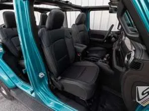 Front passnger leather seat in Black with Turquoise stitching
