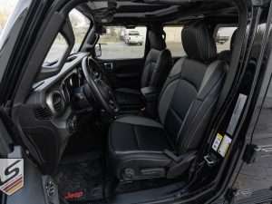 Alternate view of Wrangler JL front driver seat