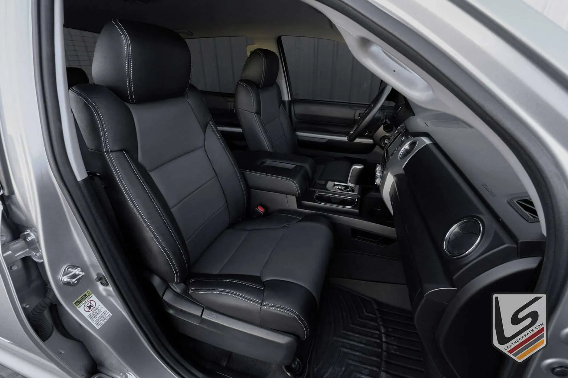 Leather passenger seat in Black and Charcoal for Toyota Tundra