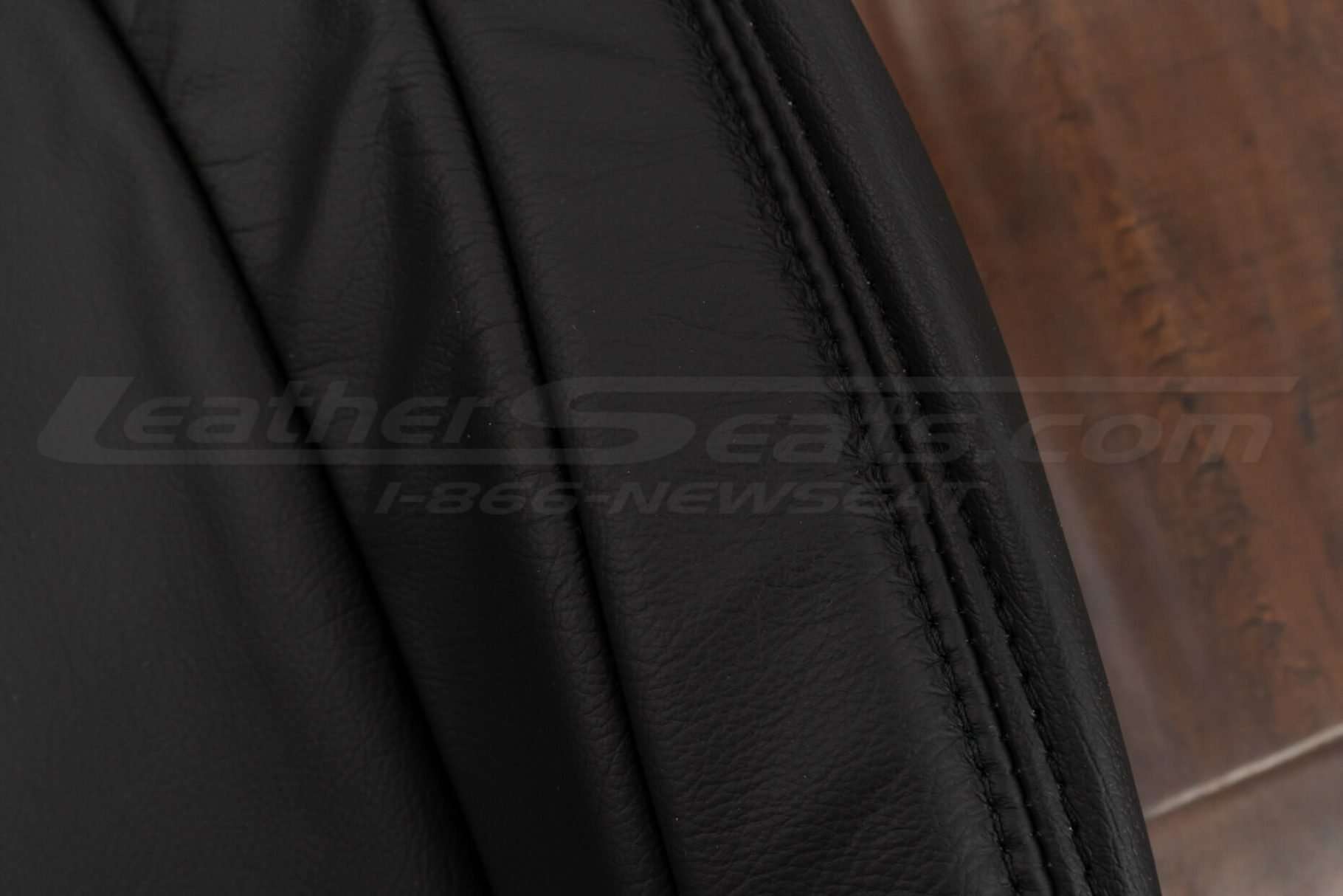 Matching Black double-stitching