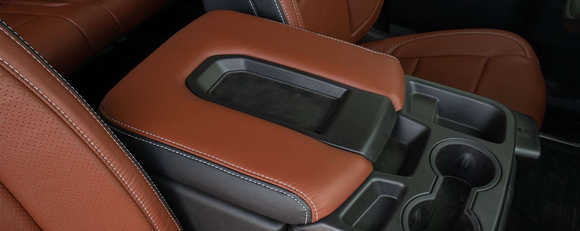 Chevrolet Silverado Leather Console Lid Cover - Console Package Image