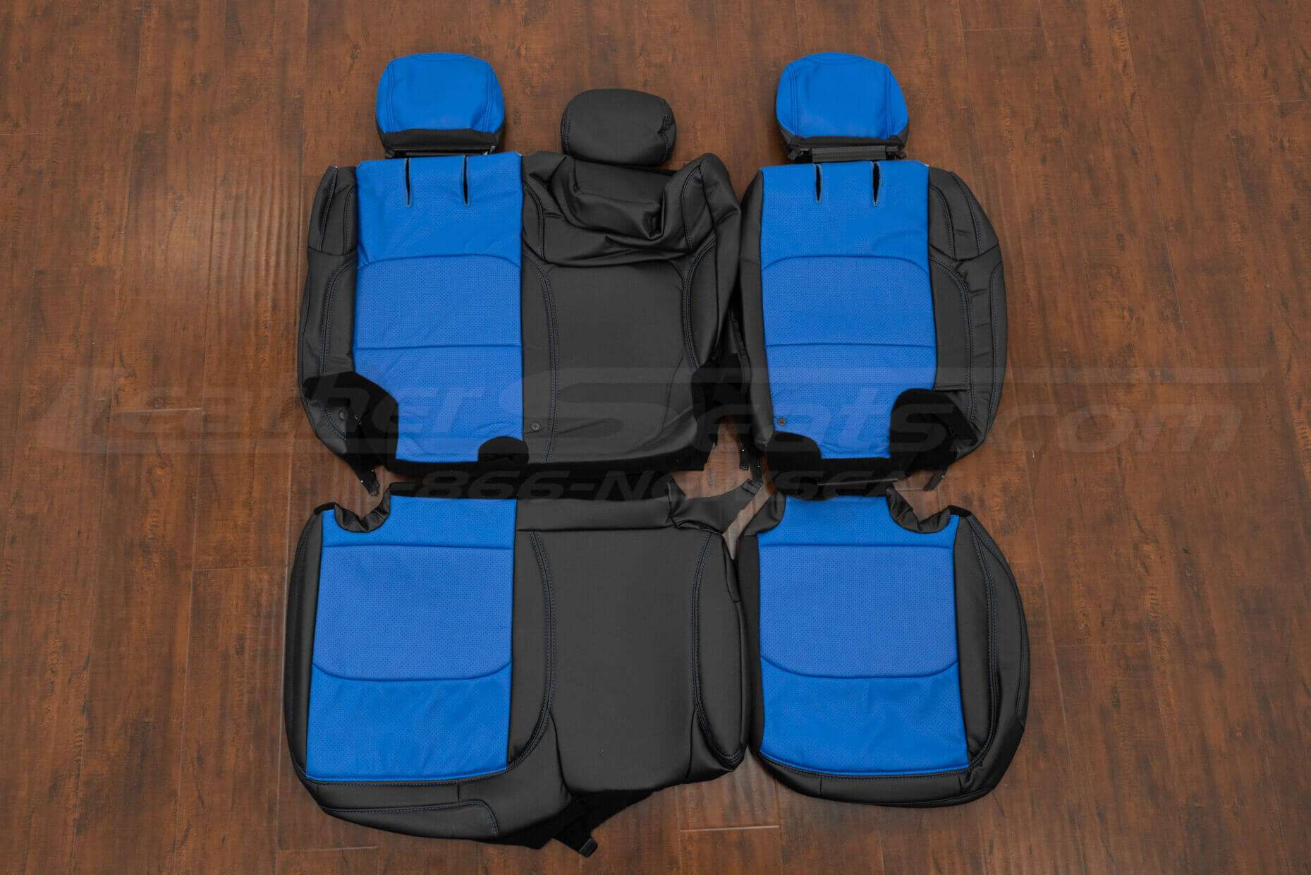 Jeep Wrangler JL Sport Leather Interior Kit - Black/Cobalt - Rear seat upholstery