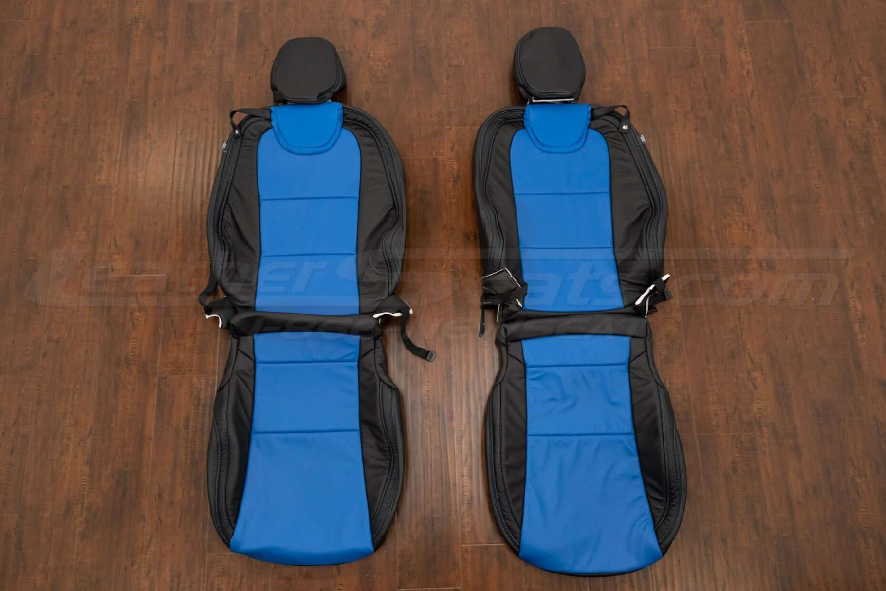 2015-2015 Chevy Camaro Leather Interior Kit - Black & Cobalt - Front seat upholstery